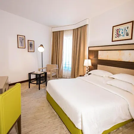 Bm Beach Hotel Ras al-Khaimah Exterior photo