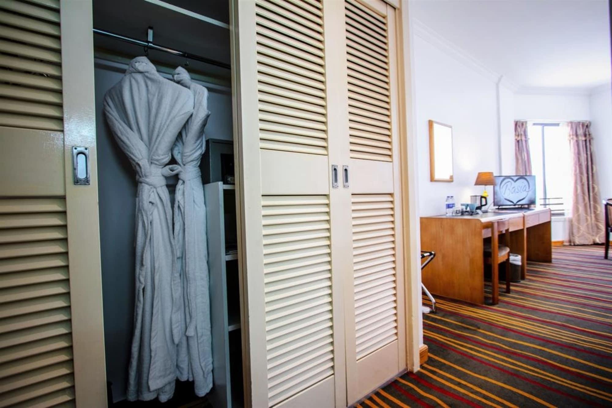Hotel Bm 4*